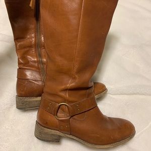 Diba Leather Boot 👢